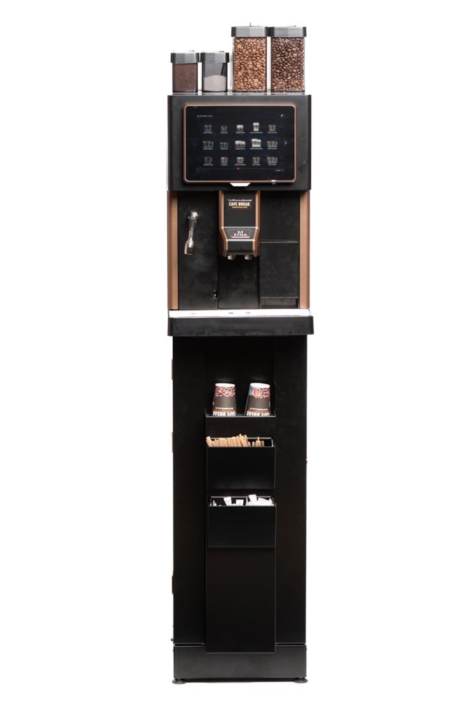 Etna Sagitta lattiamallinen espressoautomaatti suoraan edestäpäin kuvattuna